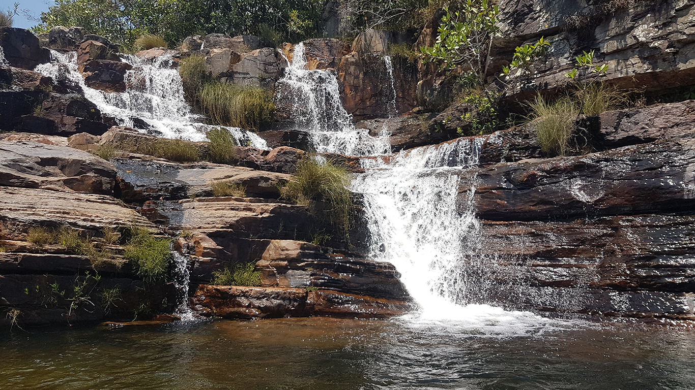 Cachoeira Almécegas 2 na chapada dos veadeiros vista de frente