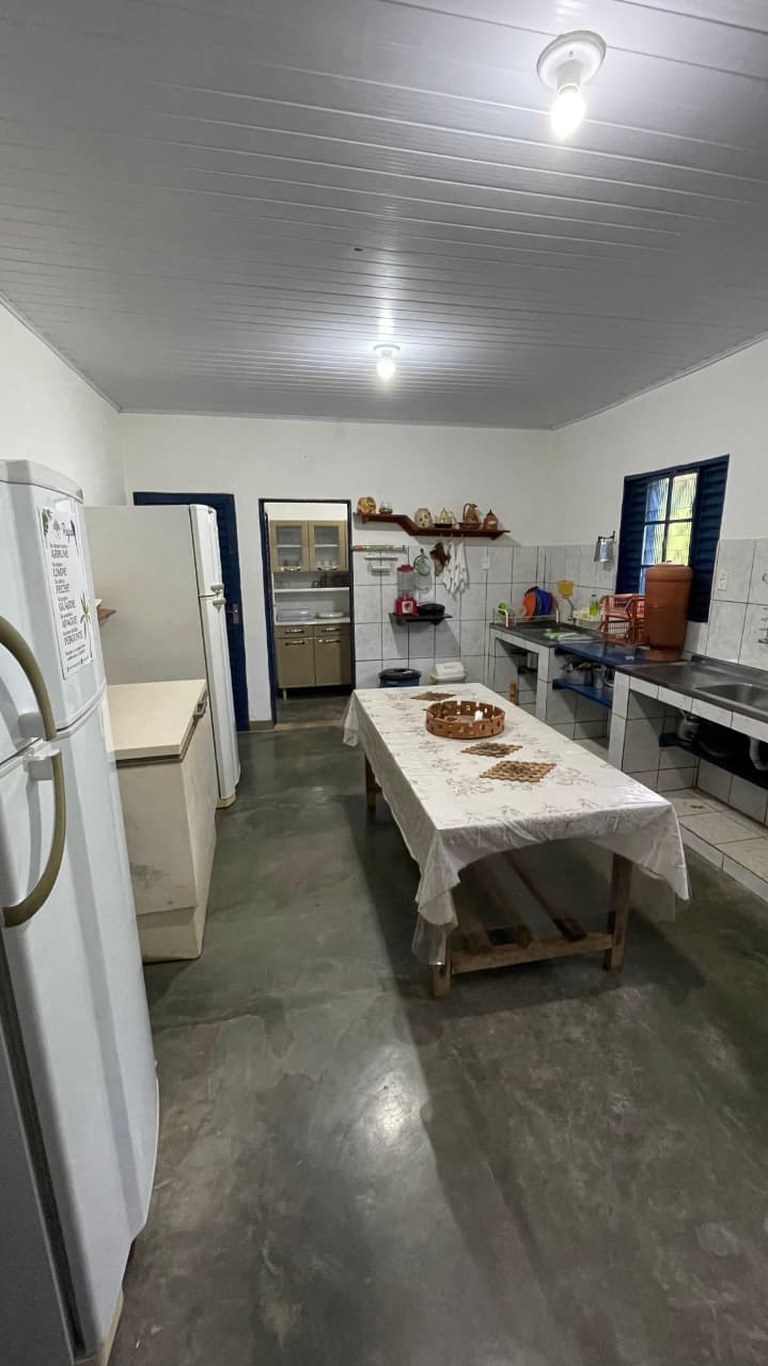 Cozinha da estrutura de hospedagem da Reserva Renascer em Cavalcante