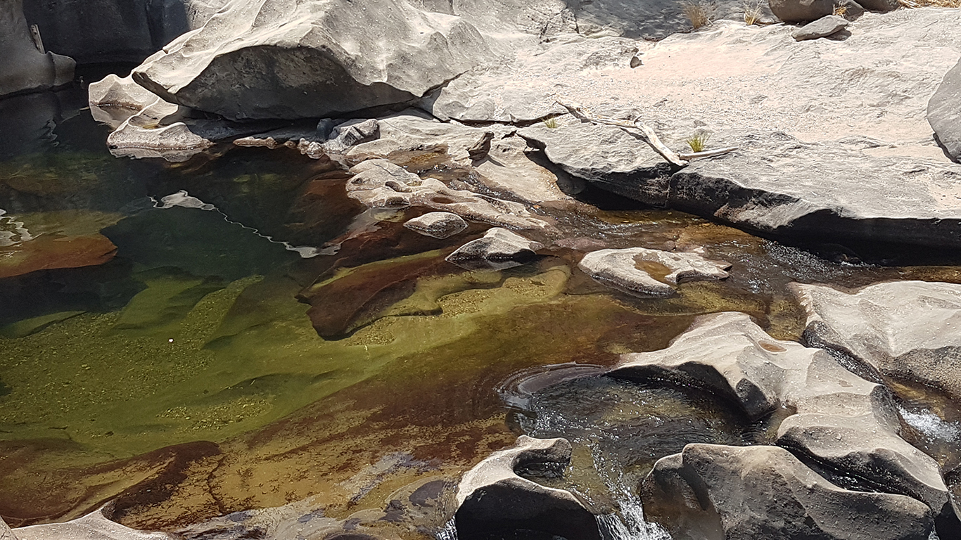 Piscina natural no Vale da Lua