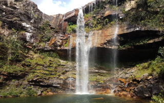 cachoeira do Cordovil na Chapada dos Veadeiros com visão panorâmica